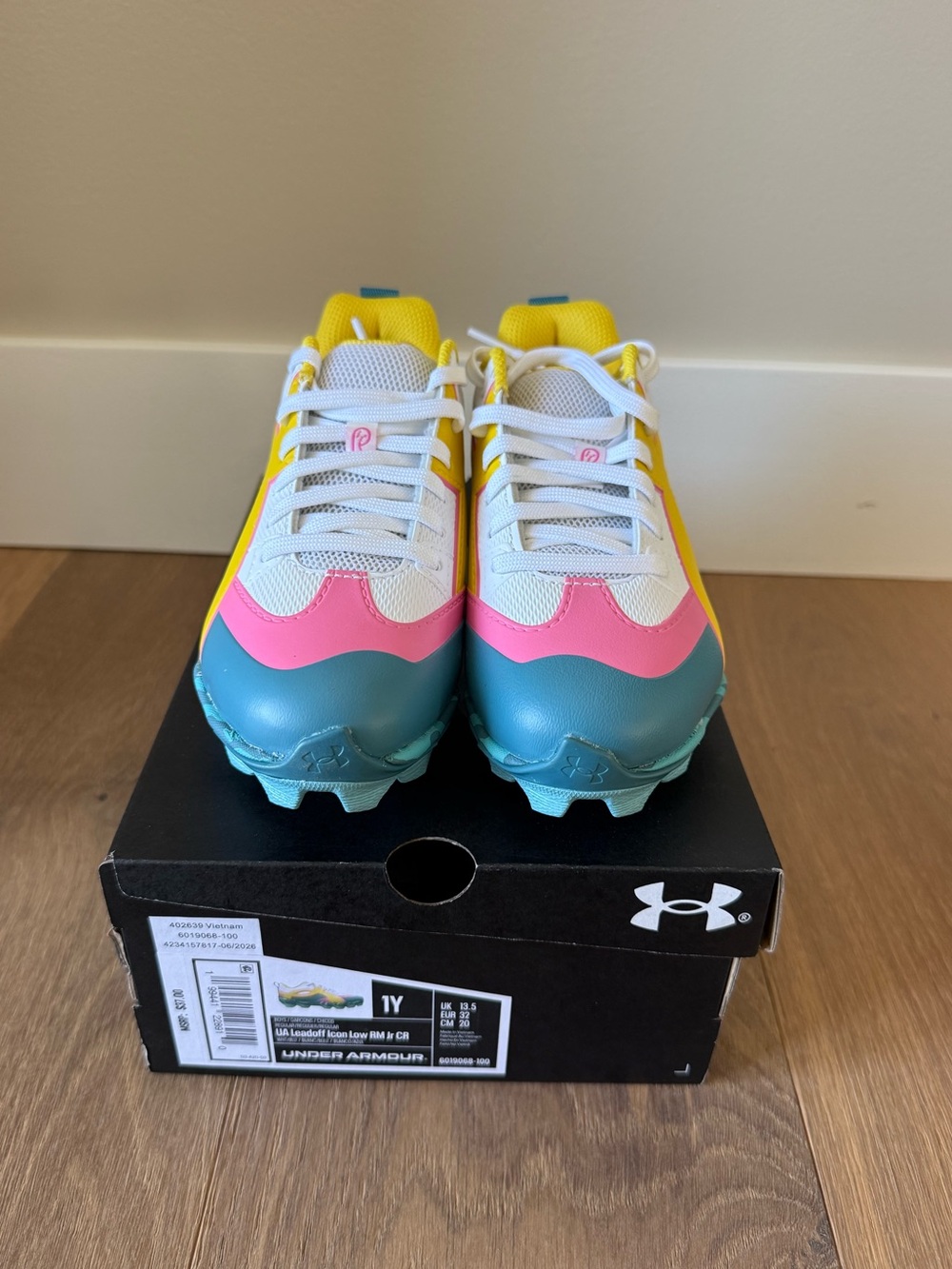 Under Armour Kid’s Leadoff Icon Coach RAC RM Jr CR Baseball Cleats - NEW IN BOX